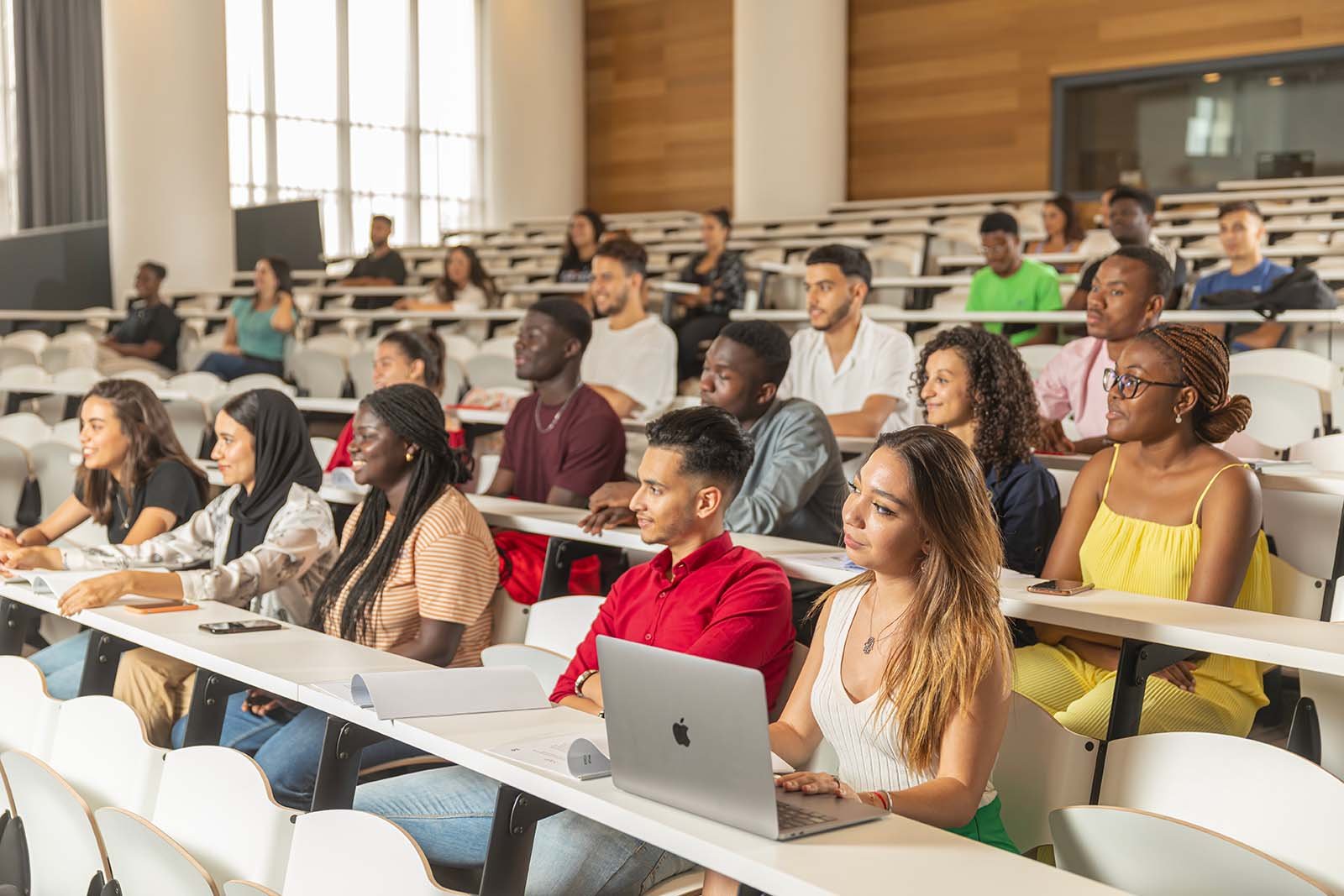 Se préparer à l’entretien pour intégrer une école de commerce Le guide ultime 4