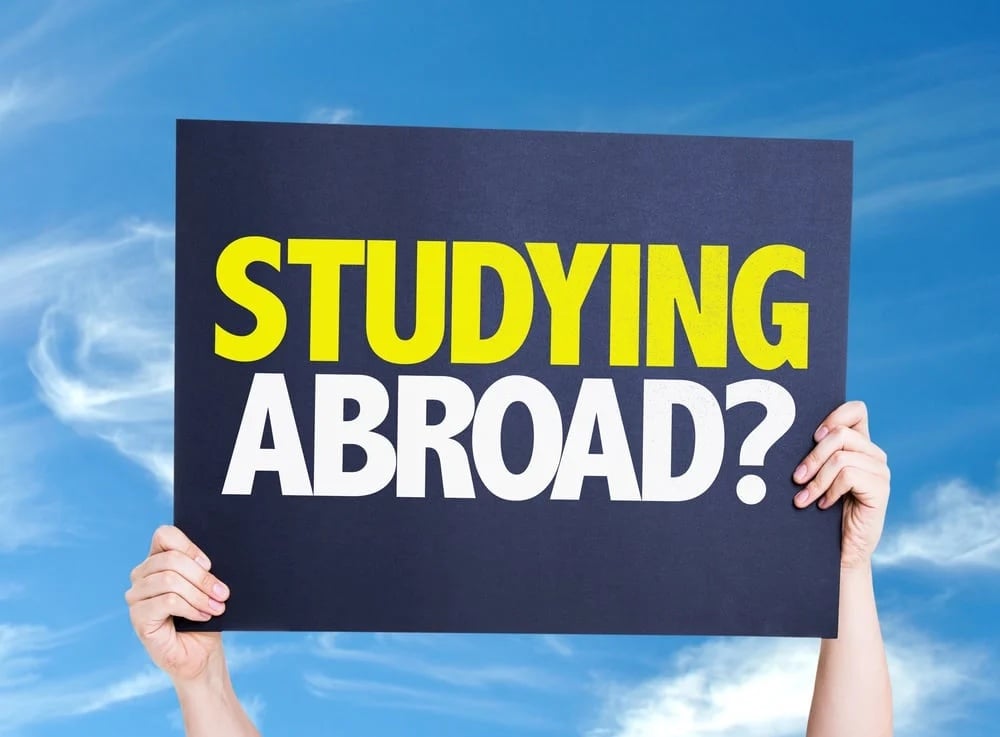 Studying Abroad ESCA
